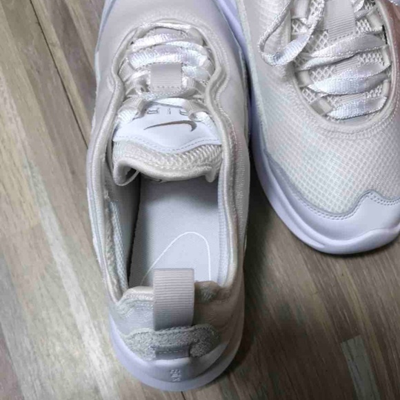 Nike Air Max Estrea White Platinum Tint W AUTHENTI - Picture 3 of 7